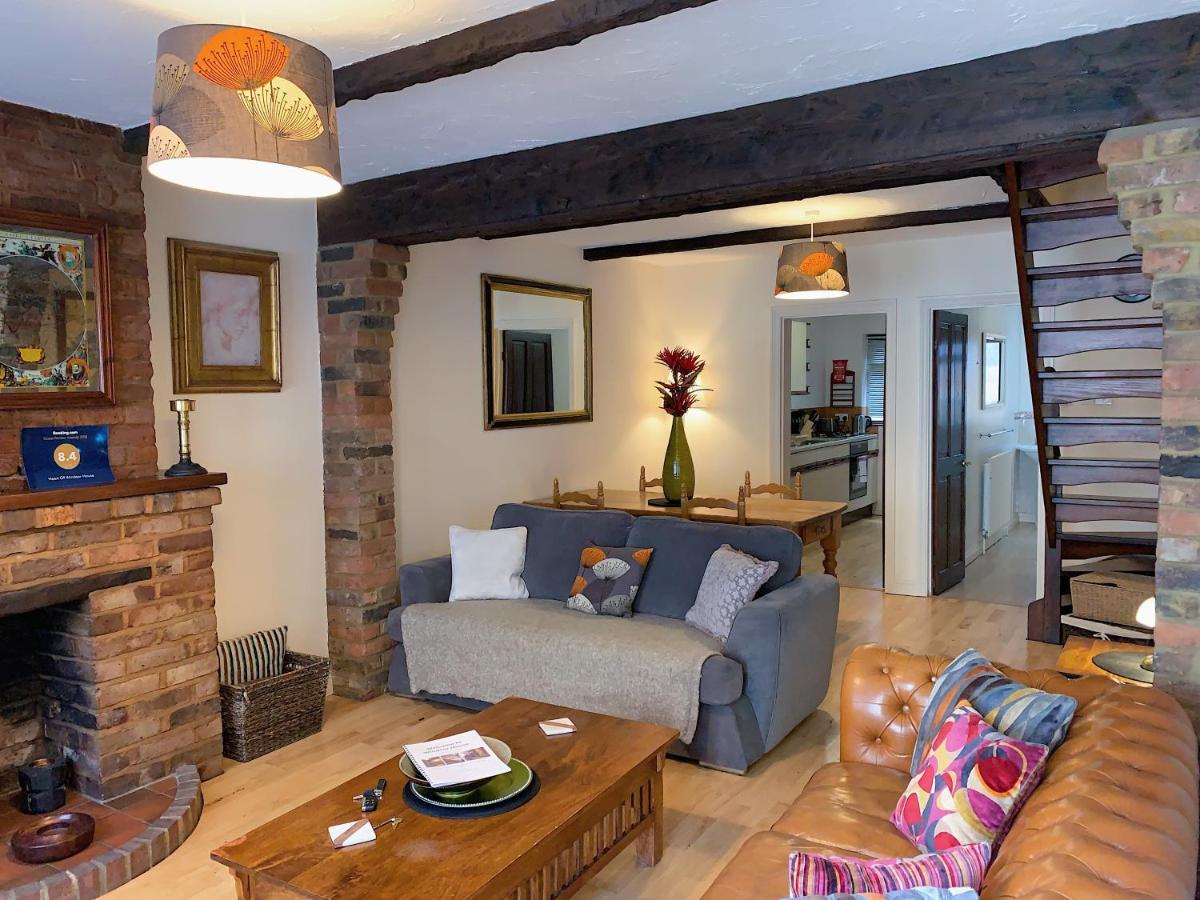 Cosy Central Windsor House Sleeps 4 Eksteriør bilde