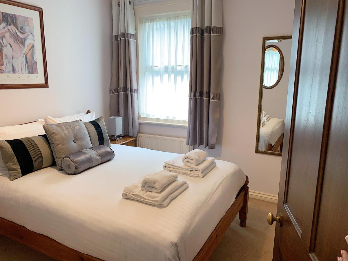 Cosy Central Windsor House Sleeps 4 Eksteriør bilde